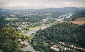 FeWo in ruhiger Lage am Wanderweg zum Lilienstein